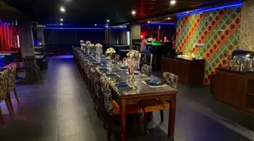VOUK HOTEL & SUITES