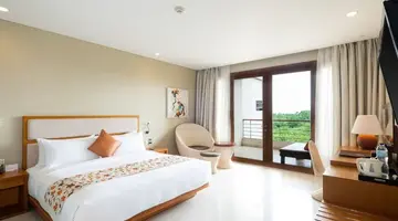 VOUK HOTEL & SUITES