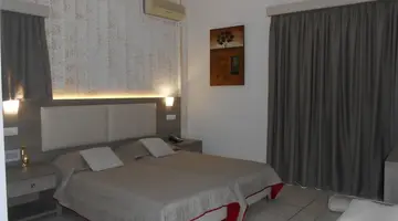Voula Hotel