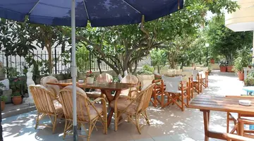 Voula Hotel