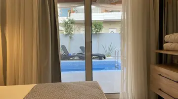 VOULA HOTEL