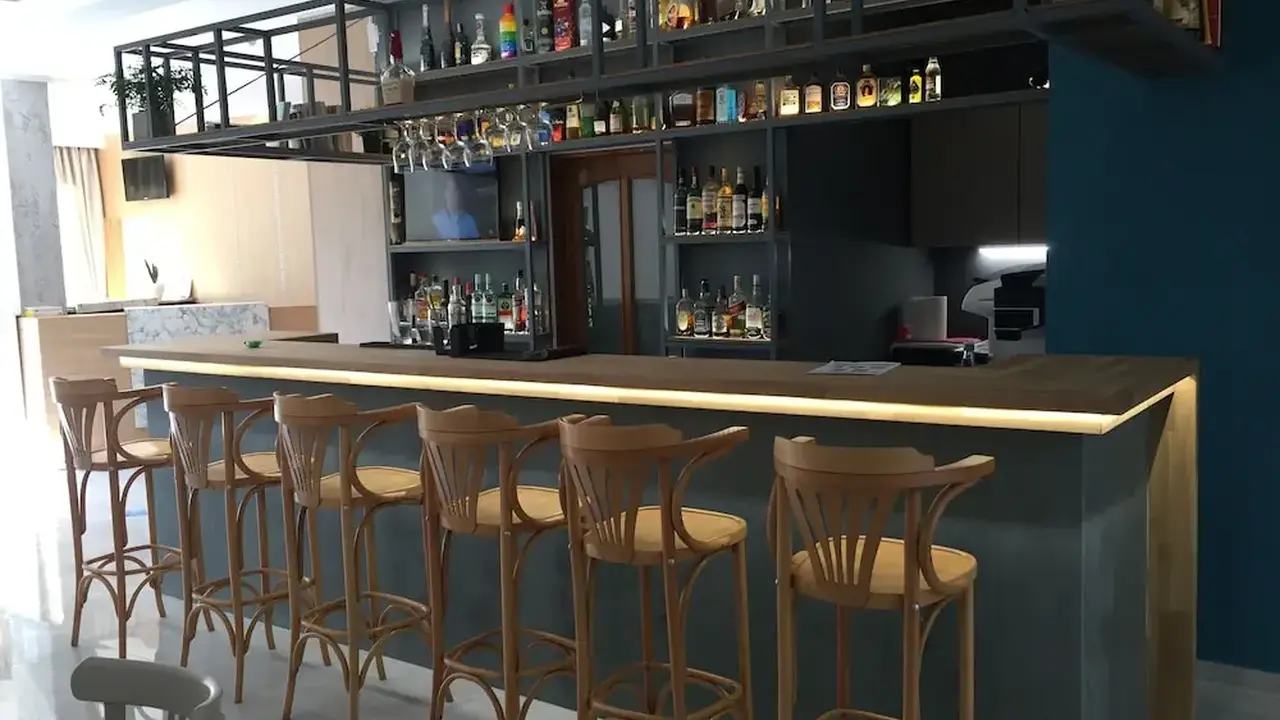 Voula Hotel