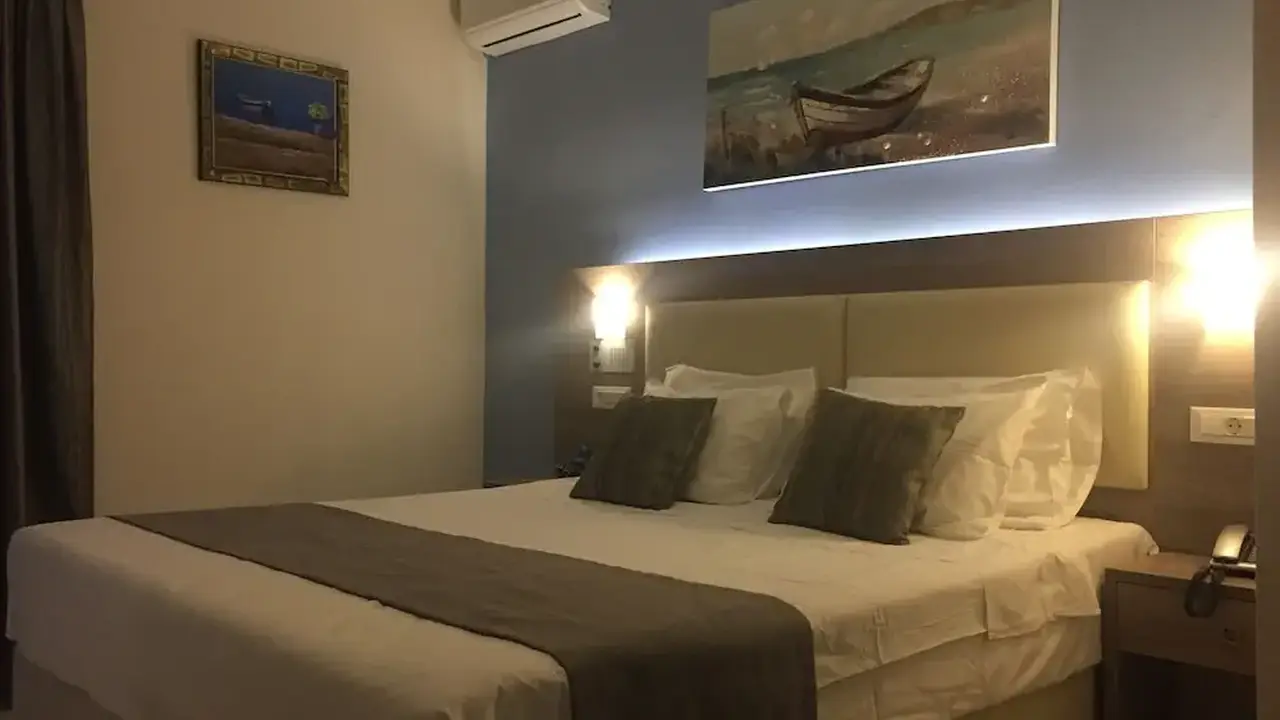 Voula Hotel