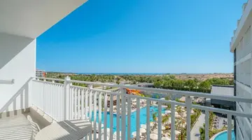 VOX MARIS RESORT