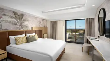 Vox Maris Resort