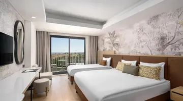 Vox Maris Resort
