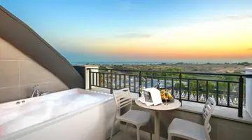 Vox Maris Resort