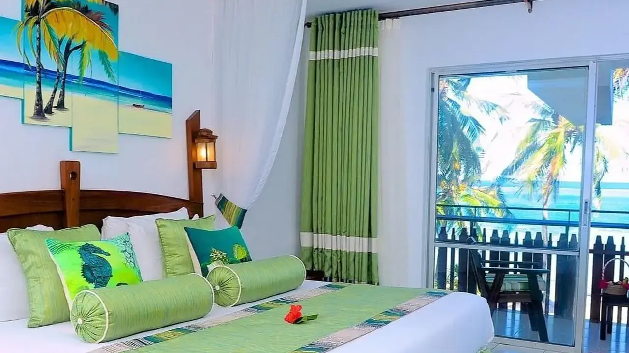 Voyager Beach Resort