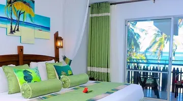 Voyager Beach Resort