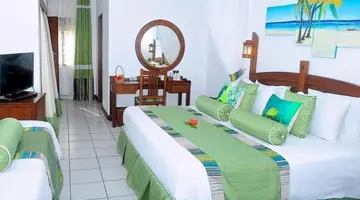 Voyager Beach Resort