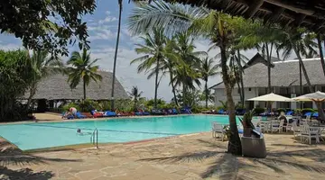 VOYAGER BEACH RESORT