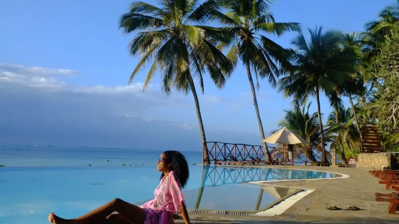 VOYAGER BEACH RESORT