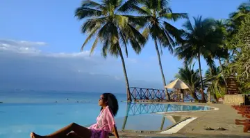 VOYAGER BEACH RESORT