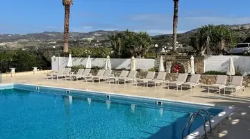 Vrachia Beach Hotel & Suites (Adults Only)