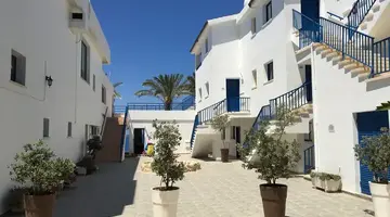 Vrachia Beach Hotel & Suites (Adults Only)