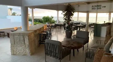 Vrachia Beach Hotel & Suites - Adults on
