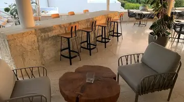 Vrachia Beach Hotel & Suites - Adults on