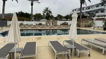 Vrachia Beach Hotel & Suites - Adults on