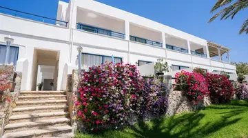 Vrachia Beach Hotel & Suites - Adults on