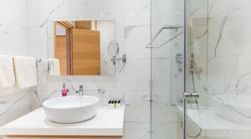 VRACHIA BEACH HOTEL & SUITES - ADULTS ONLY (+15)