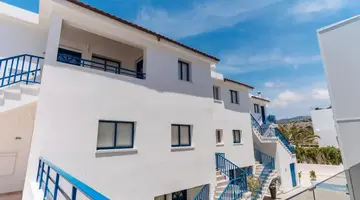 VRACHIA BEACH HOTEL & SUITES - ADULTS ONLY (+15)