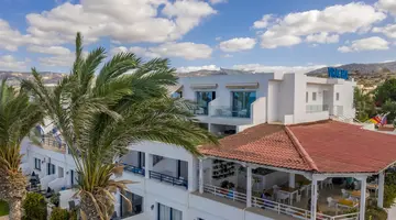 VRACHIA BEACH HOTEL & SUITES - ADULTS ONLY (+15)