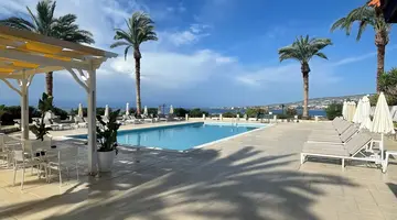 VRACHIA BEACH HOTEL & SUITES - ADULTS ONLY (+15)