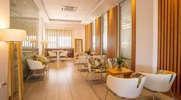 VRACHIA BEACH HOTEL & SUITES - ADULTS ONLY (+15)