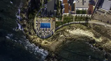 Vrachia Beach Hotel & Suites (Adults Only)