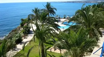 Vrachia Beach Hotel & Suites (Adults Only)