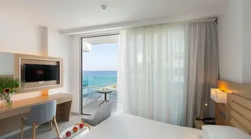 Vrissaki Beach Hotel