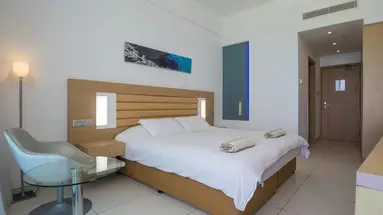 Vrissaki Beach Hotel
