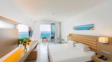 Vrissaki Beach Hotel
