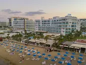 Vrissaki Beach Hotel