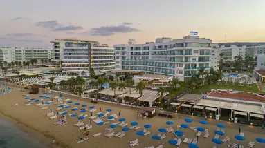Vrissaki Beach Hotel