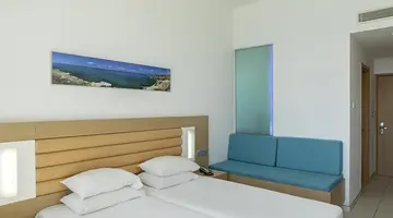 Vrissaki Beach Hotel