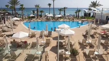 Vrissaki Beach Hotel