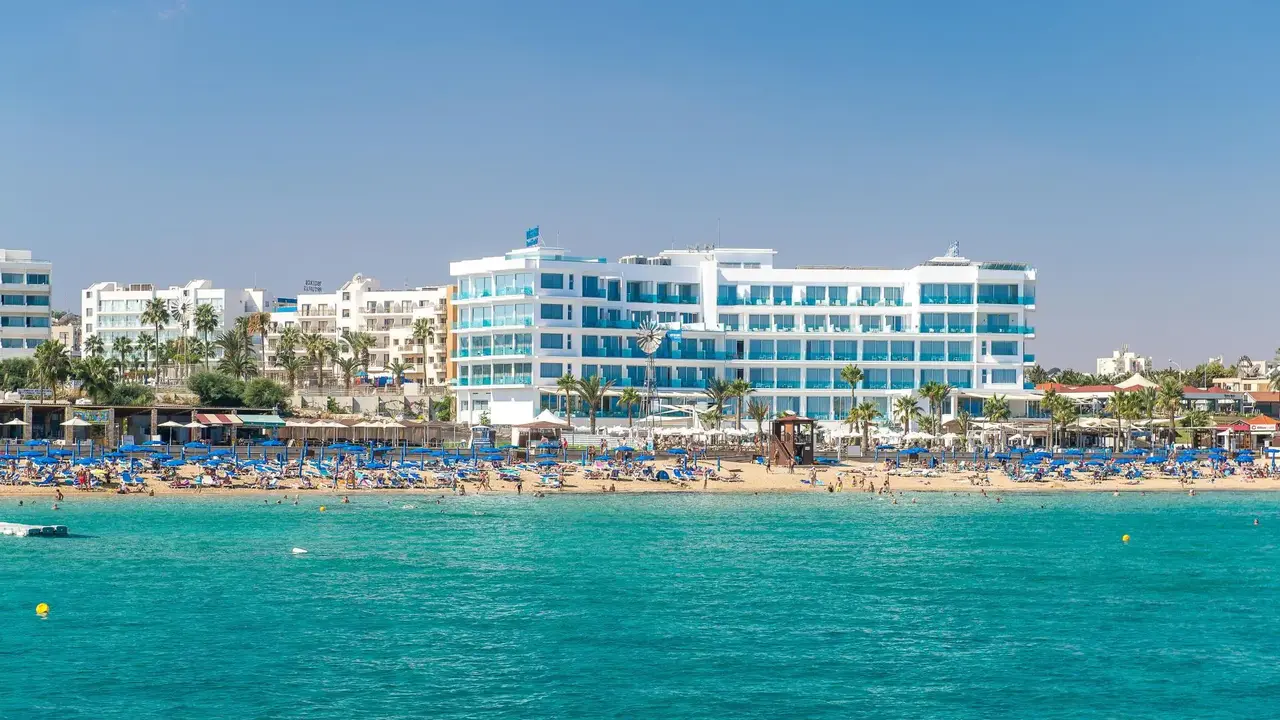 Vrissaki Beach Hotel