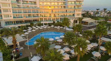 Vrissaki Beach Hotel