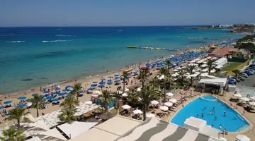 Vrissaki Beach Hotel