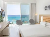 Vrissaki Beach Hotel