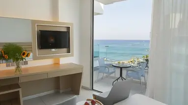 Vrissaki Beach Hotel