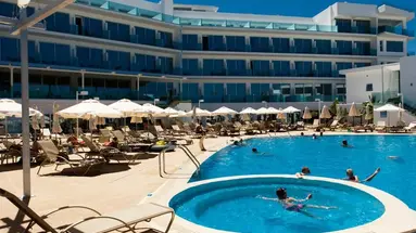 Vrissaki Beach Hotel