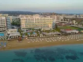 Vrissaki Beach Hotel