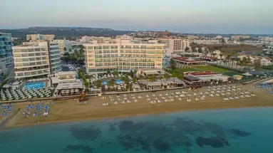 Vrissaki Beach Hotel