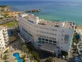 Vrissaki Beach Hotel