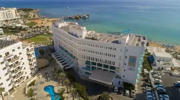 Vrissaki Beach Hotel