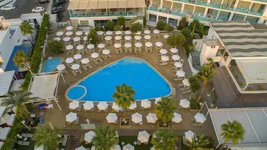 Vrissaki Beach Hotel