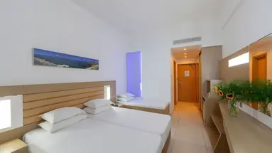 Vrissaki Beach Hotel