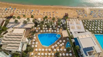 Vrissaki Beach Hotel